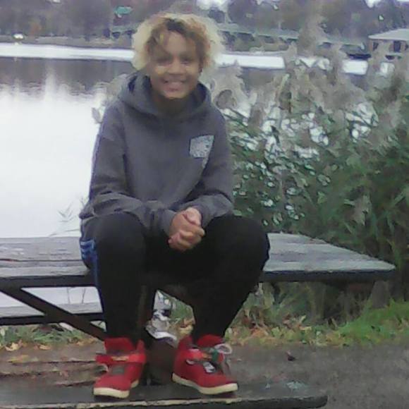 Meet your Posher, Kelly - Picture 1 of 1